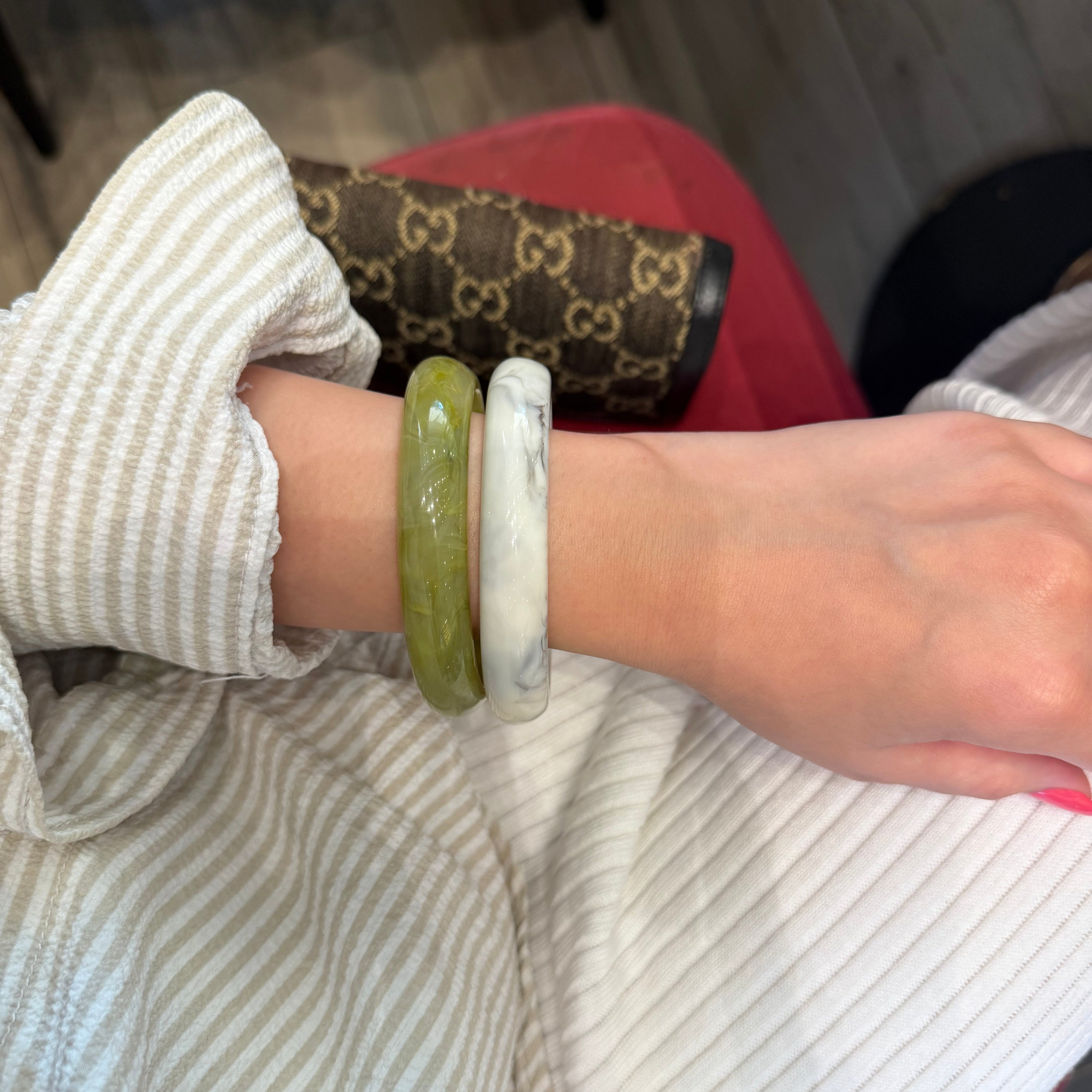 pisty bangles set - resin bangels