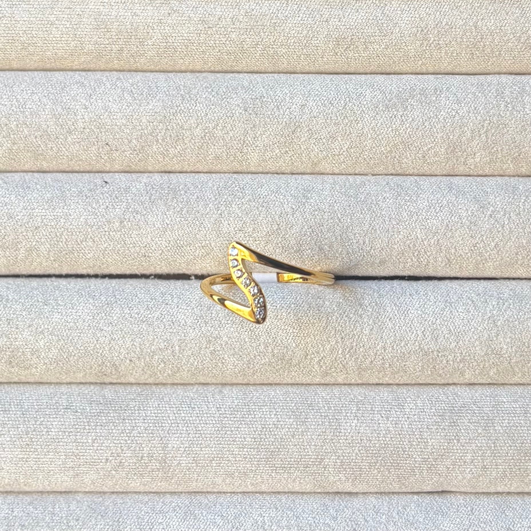 Golden S ring - stainless steel
