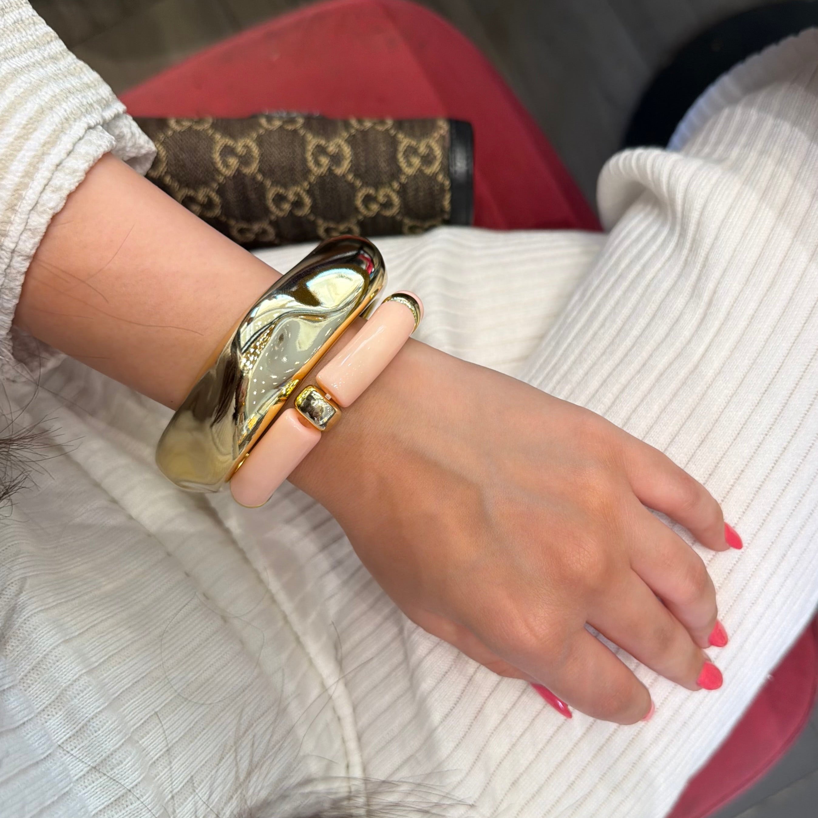 pinkyy bangles set - resin bangels
